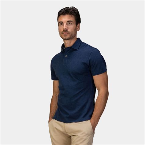 polo shirt navy.